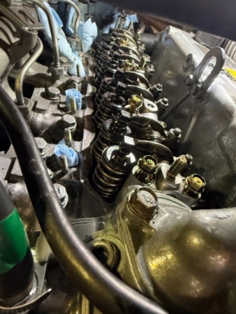 Valve Seals Replacement photos