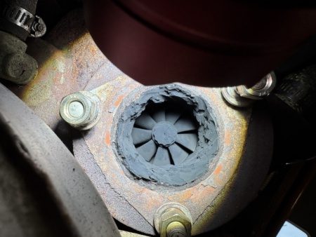 Address Yanmar 4JH-TE excessive smoke problem.