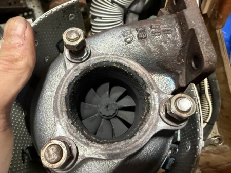 Yanmar 4JH-TE Black Smoke Won't Spin over 2900 RPMs issue