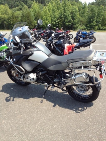 R1200GS at Quantico Advanced Cornering Clinic